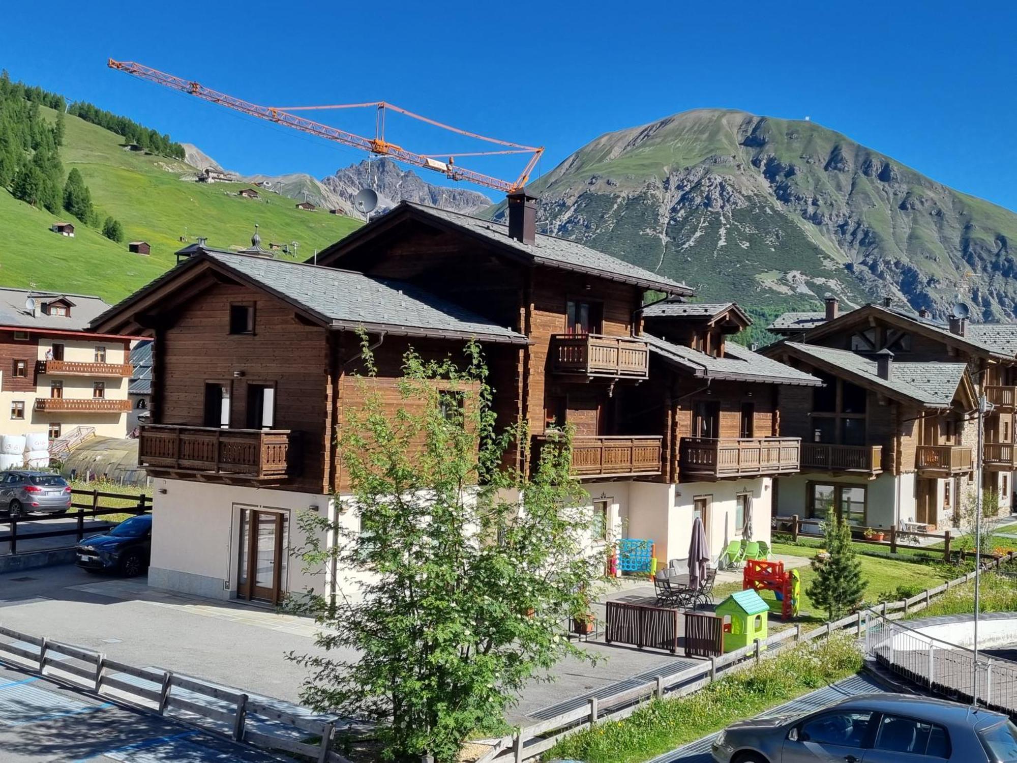 Al Camanel Apartamento Livigno Exterior foto
